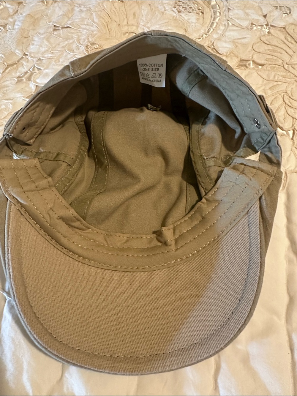 Adjustable pageboy hat - Picture 2 of 6